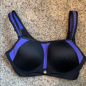 SomaSport 34D Max Support Contour Underwire